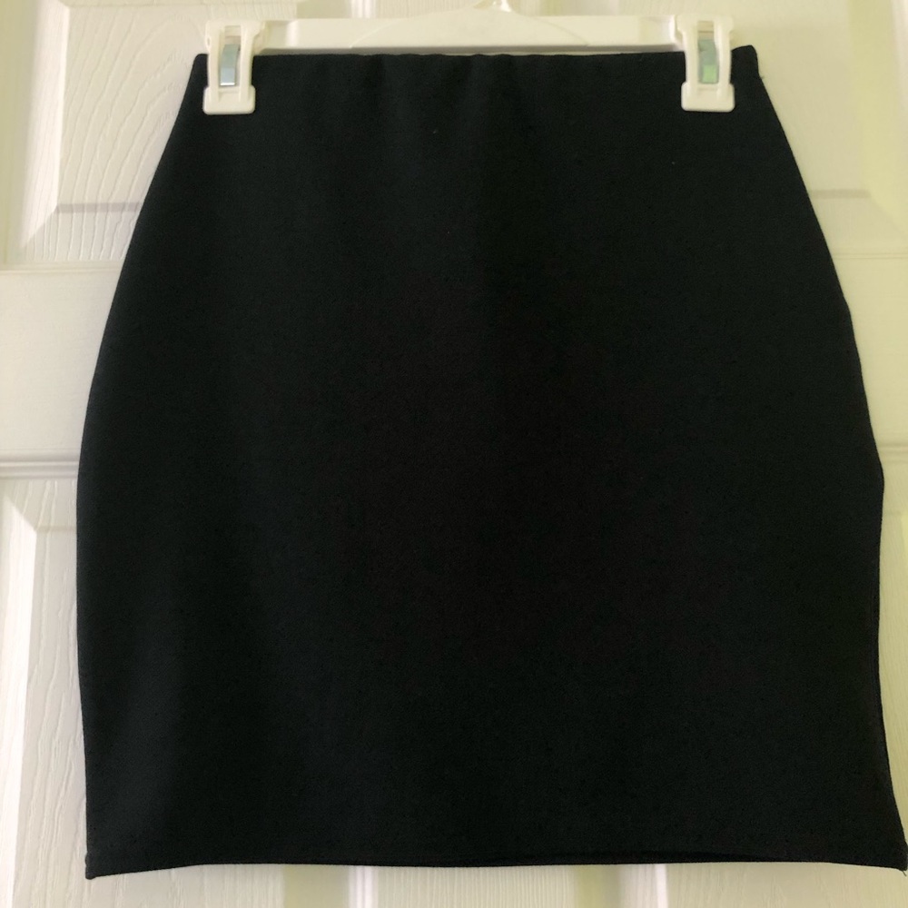 Boohoo mini skirt